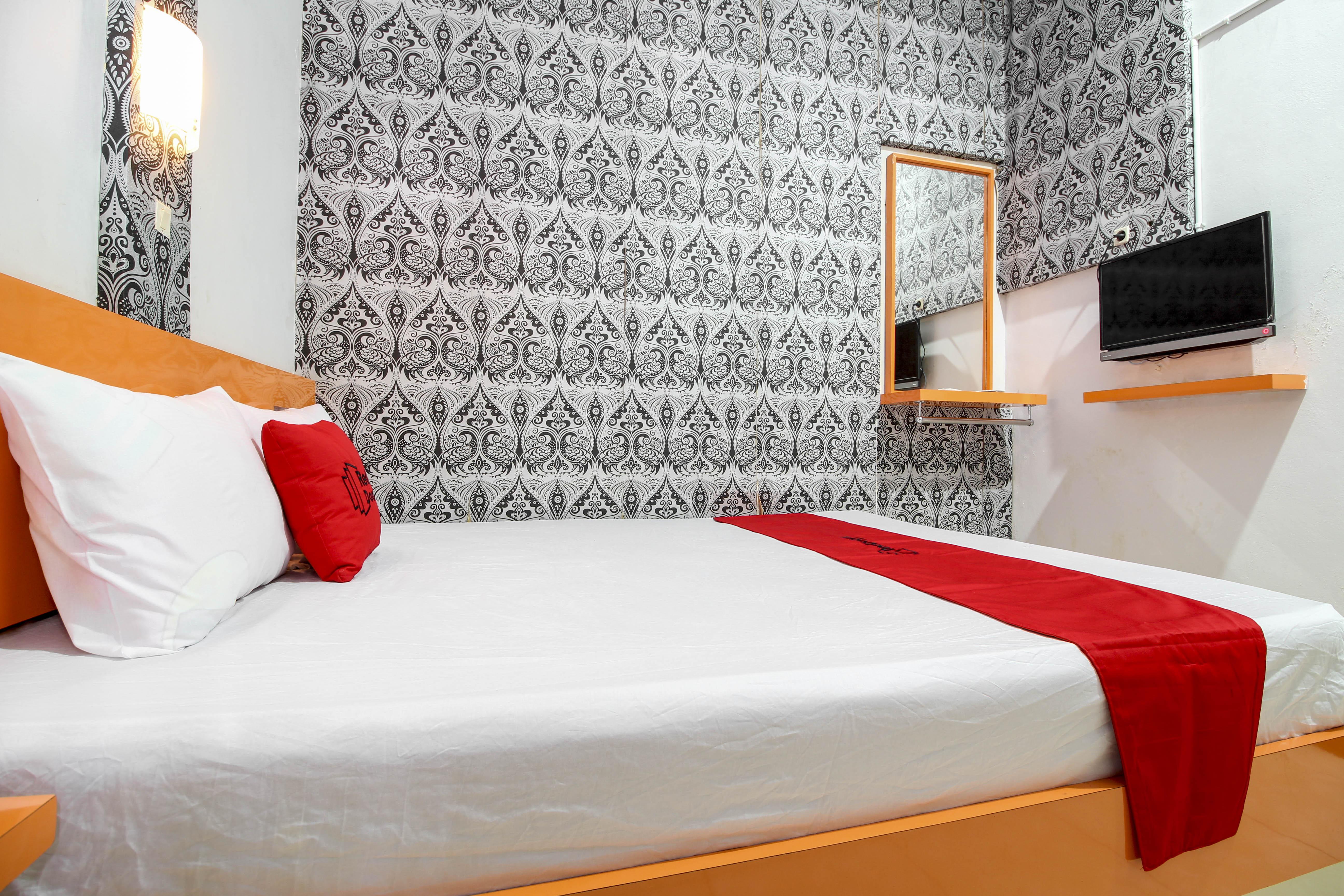 Reddoorz Near Hartono Mall Kejayan Екстер'єр фото